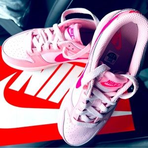 Girls Nike Dunk Low Pink